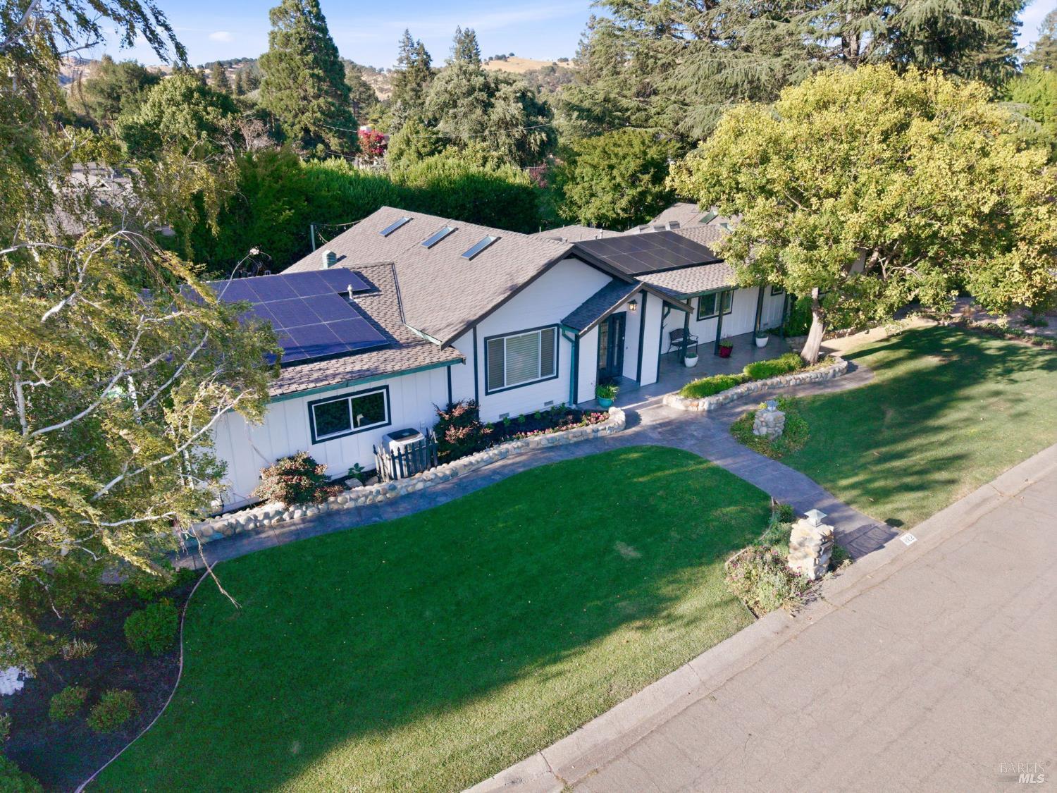 802 Via Palo Linda Fairfield CA 94534