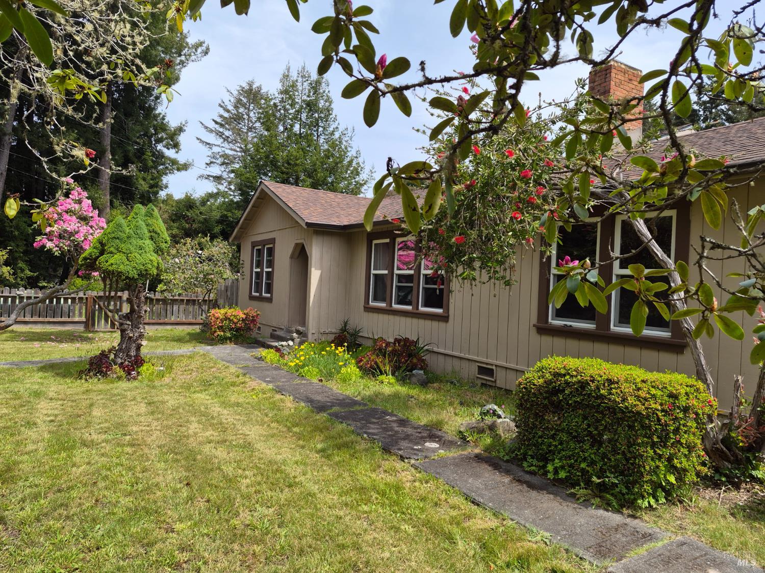 20301 Lyta Way Fort Bragg CA 95437