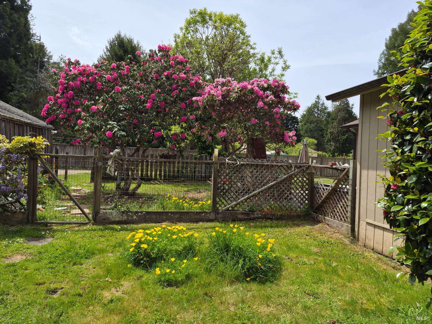 20301 Lyta Way Fort Bragg CA 95437