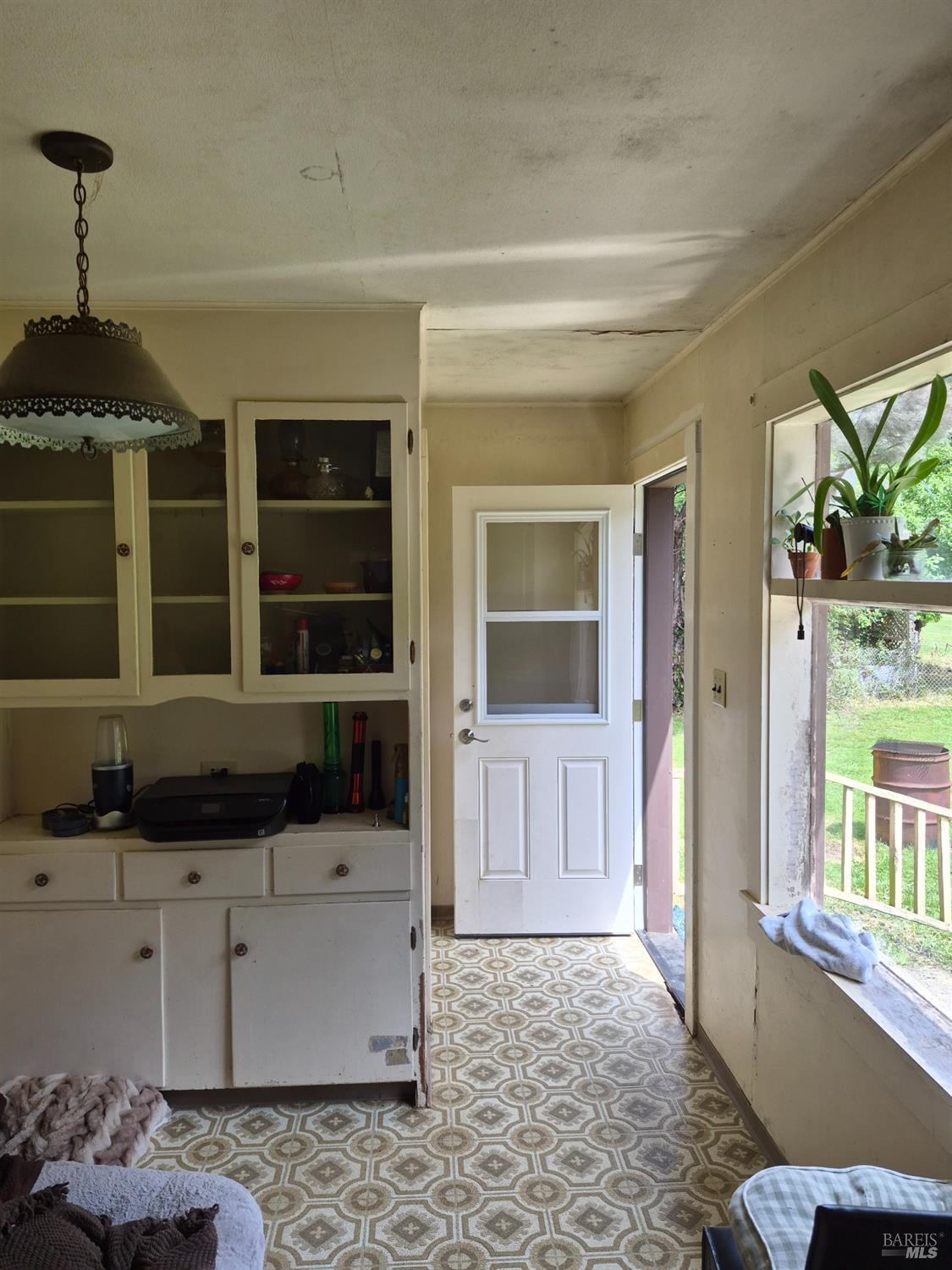 20301 Lyta Way Fort Bragg CA 95437