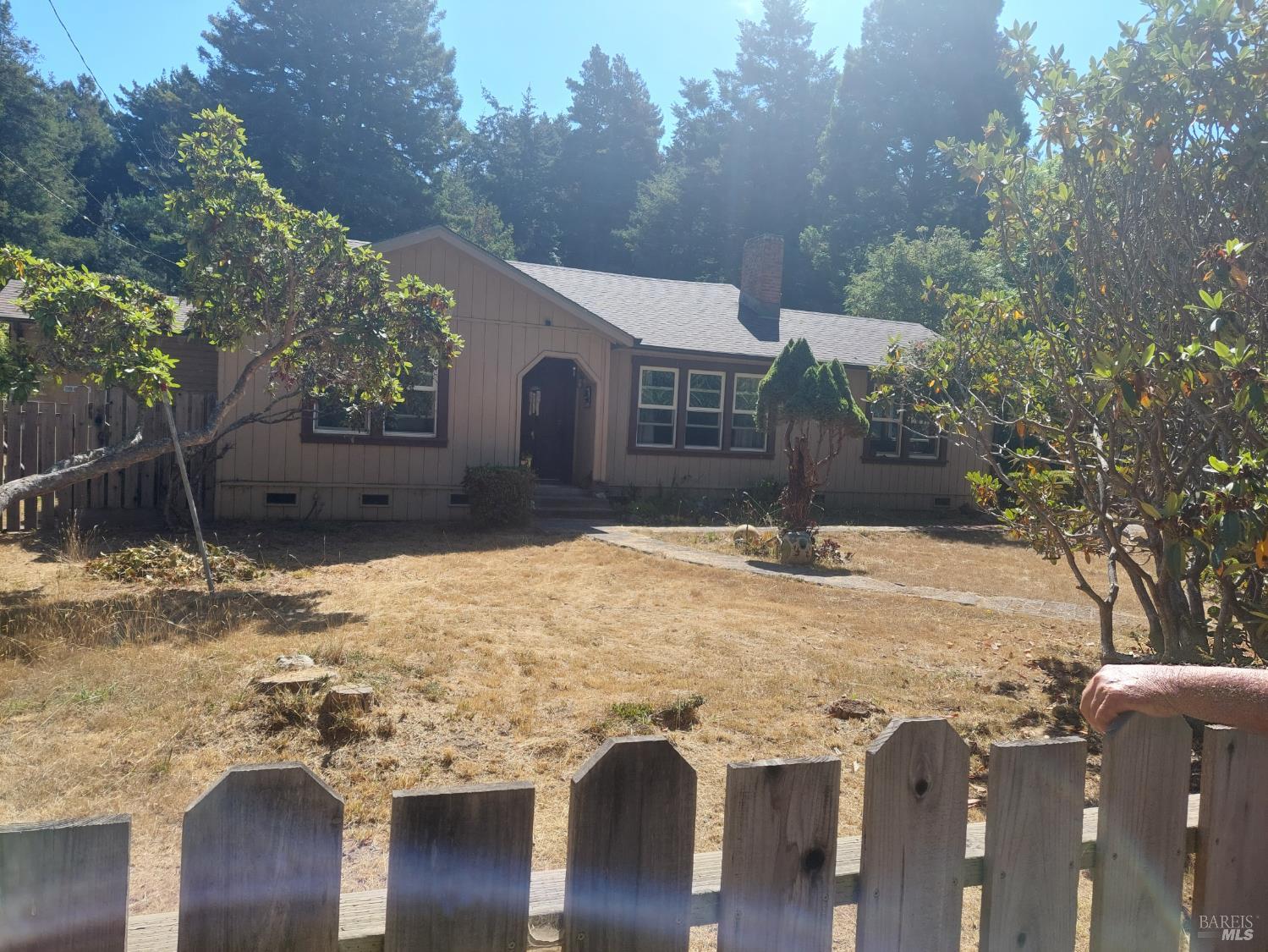 20301 Lyta Way Fort Bragg CA 95437