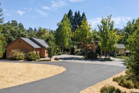 6501 Ellen Lane Forestville CA 95436