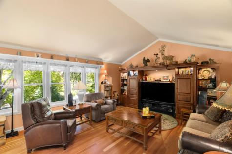 6501 Ellen Lane Forestville CA 95436