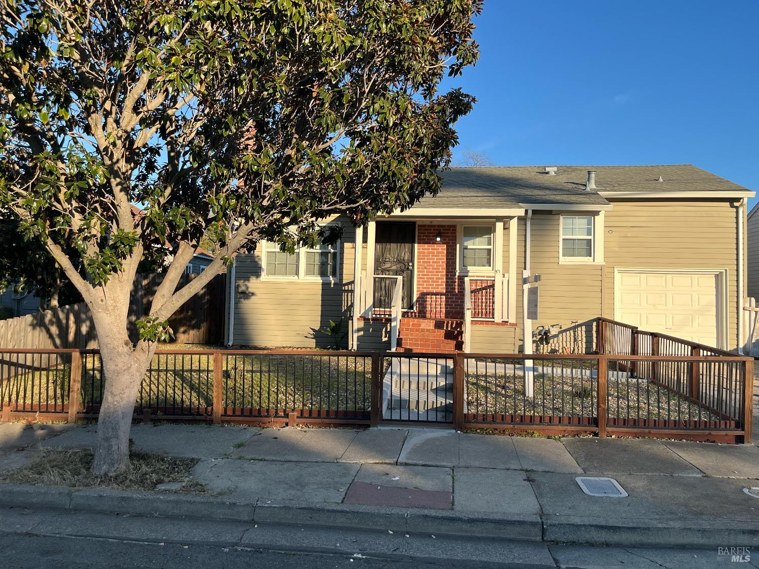242 Phelan Avenue Vallejo CA 94590
