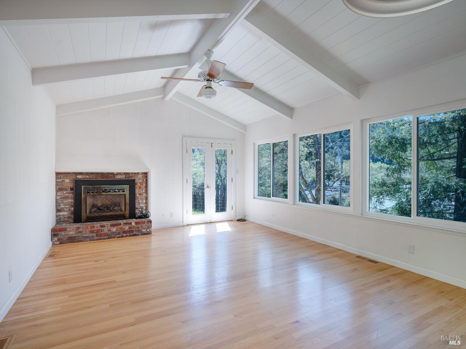 277 Railroad Avenue Woodacre CA 94973