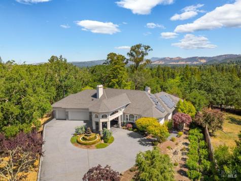 4588 Bennett Valley Road Santa Rosa CA 95404