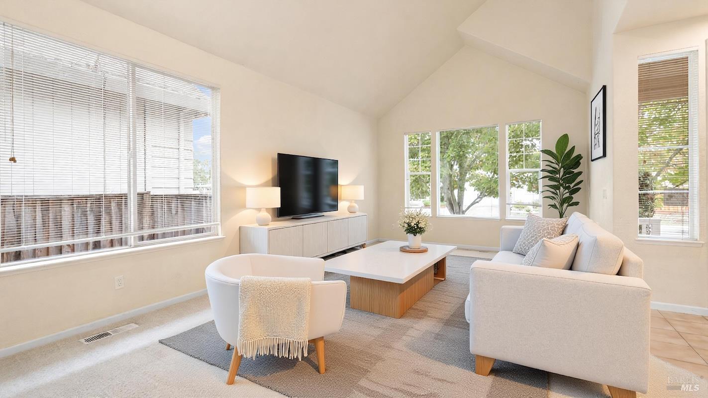 305 Hansbery Way Santa Rosa CA 95409