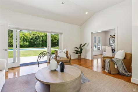 9300 Mervin Avenue Kenwood CA 95452