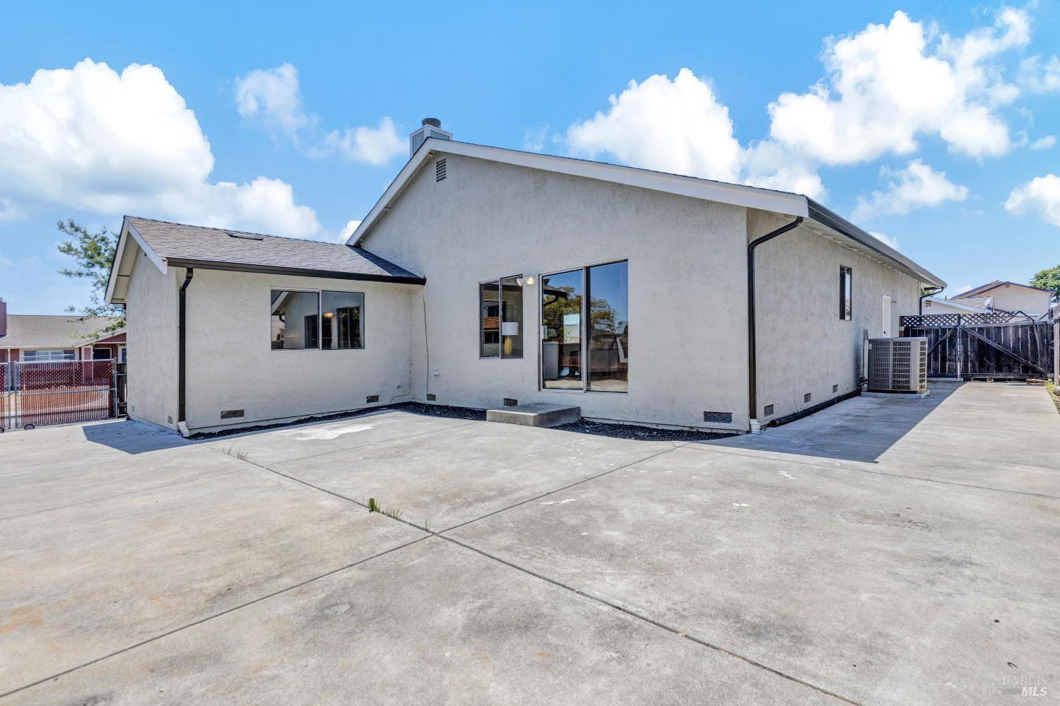901 Javan Way Suisun City CA 94585