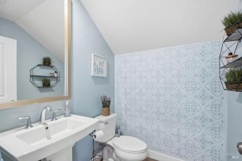 1617 Sorrel Street Santa Rosa CA 95403