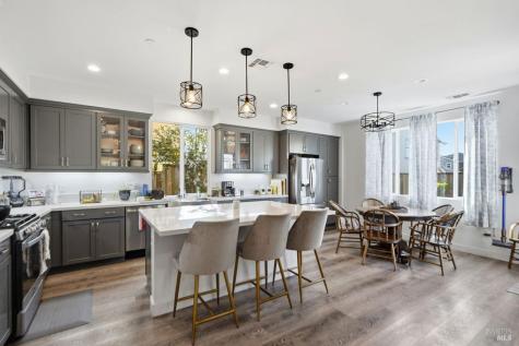 1617 Sorrel Street Santa Rosa CA 95403