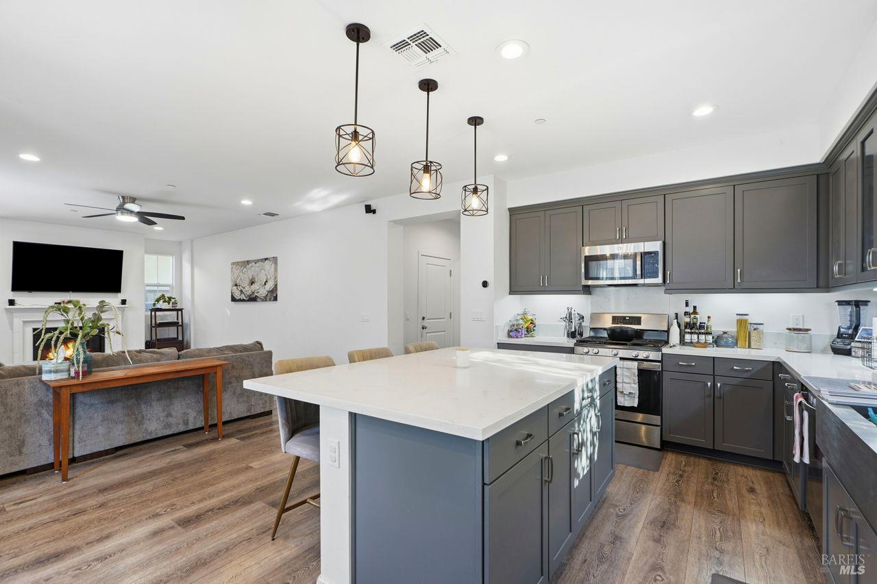 1617 Sorrel Street Santa Rosa CA 95403