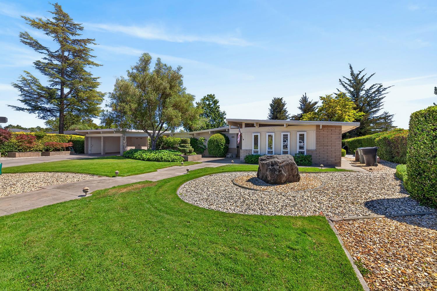 495 Country Club Drive Santa Rosa CA 95401