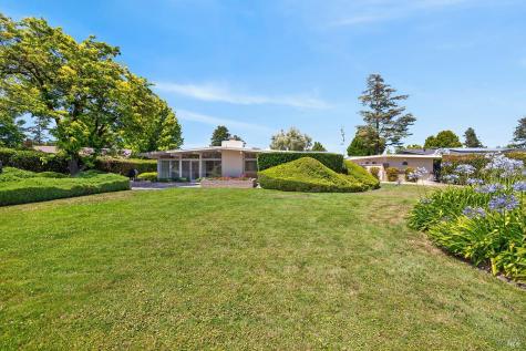 495 Country Club Drive Santa Rosa CA 95401