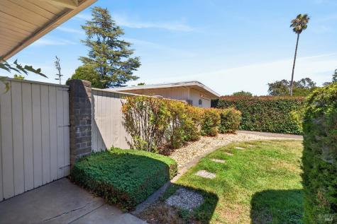 495 Country Club Drive Santa Rosa CA 95401