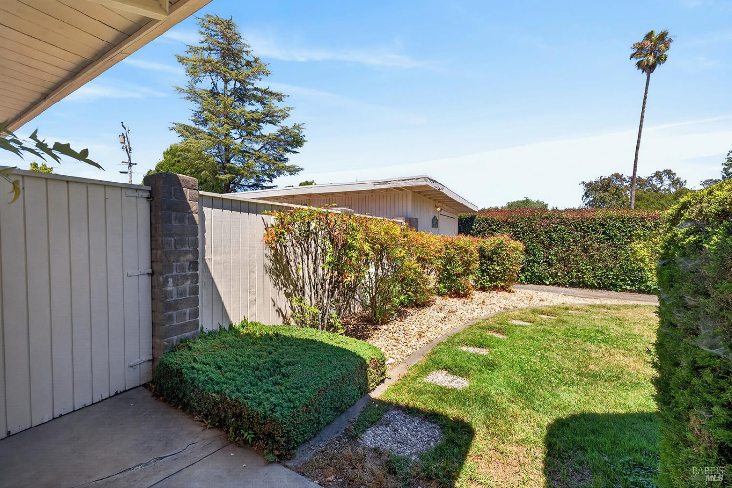 495 Country Club Drive Santa Rosa CA 95401