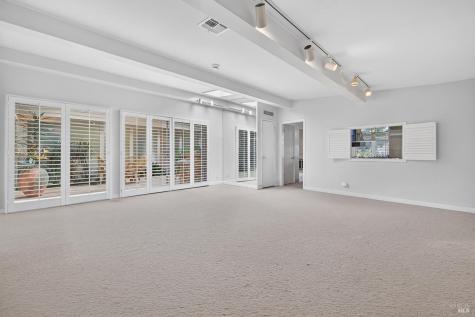 495 Country Club Drive Santa Rosa CA 95401