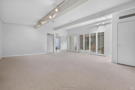 495 Country Club Drive Santa Rosa CA 95401