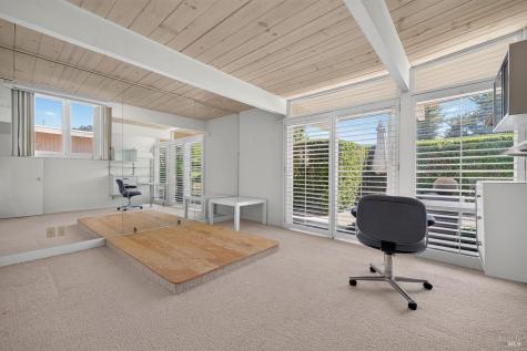 495 Country Club Drive Santa Rosa CA 95401