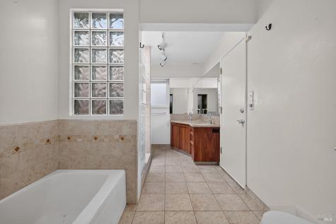 495 Country Club Drive Santa Rosa CA 95401