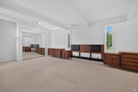495 Country Club Drive Santa Rosa CA 95401