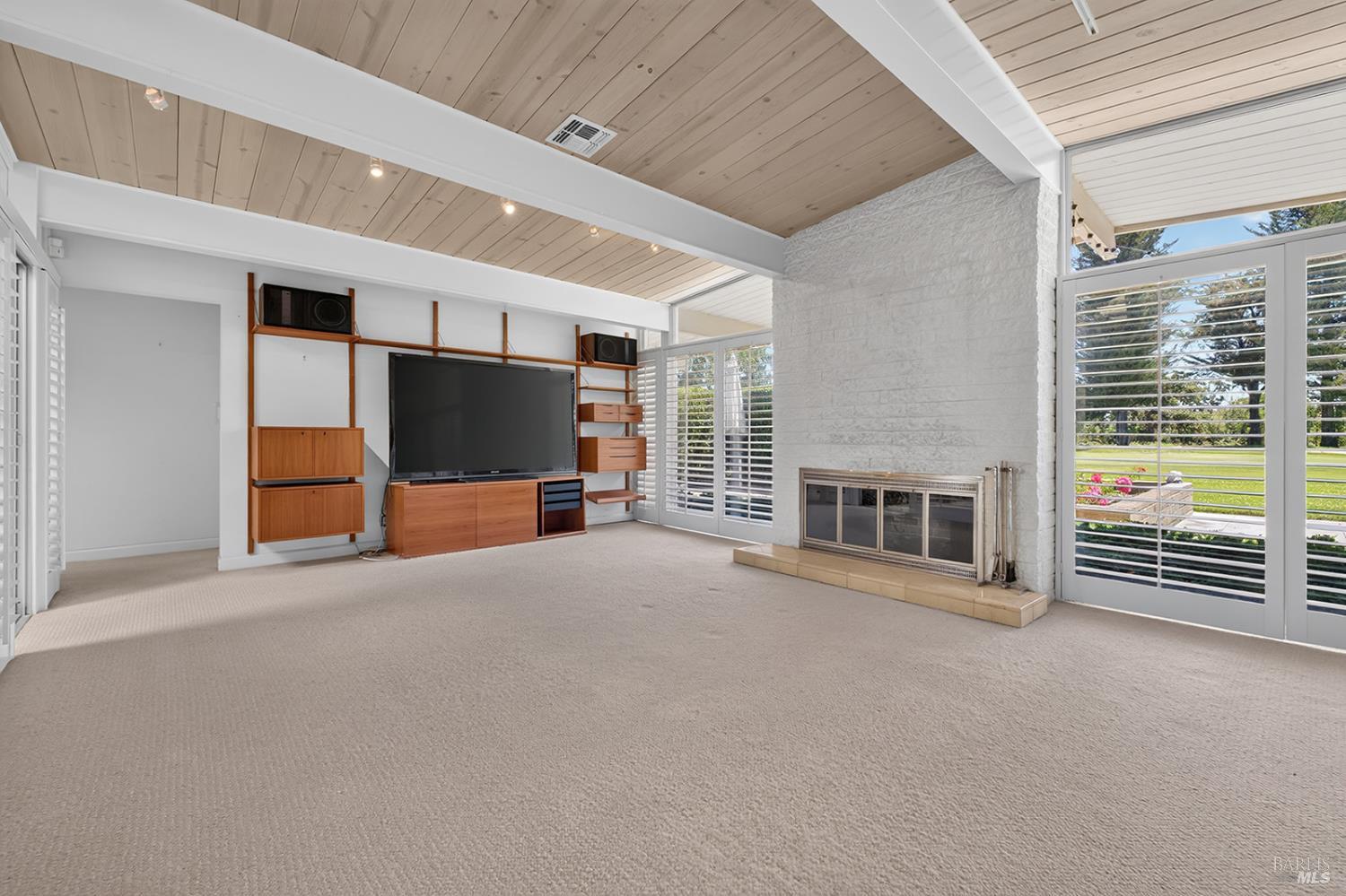 495 Country Club Drive Santa Rosa CA 95401