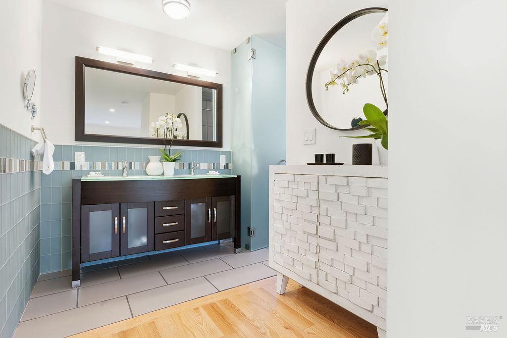 86 Marin Avenue Sausalito CA 94965