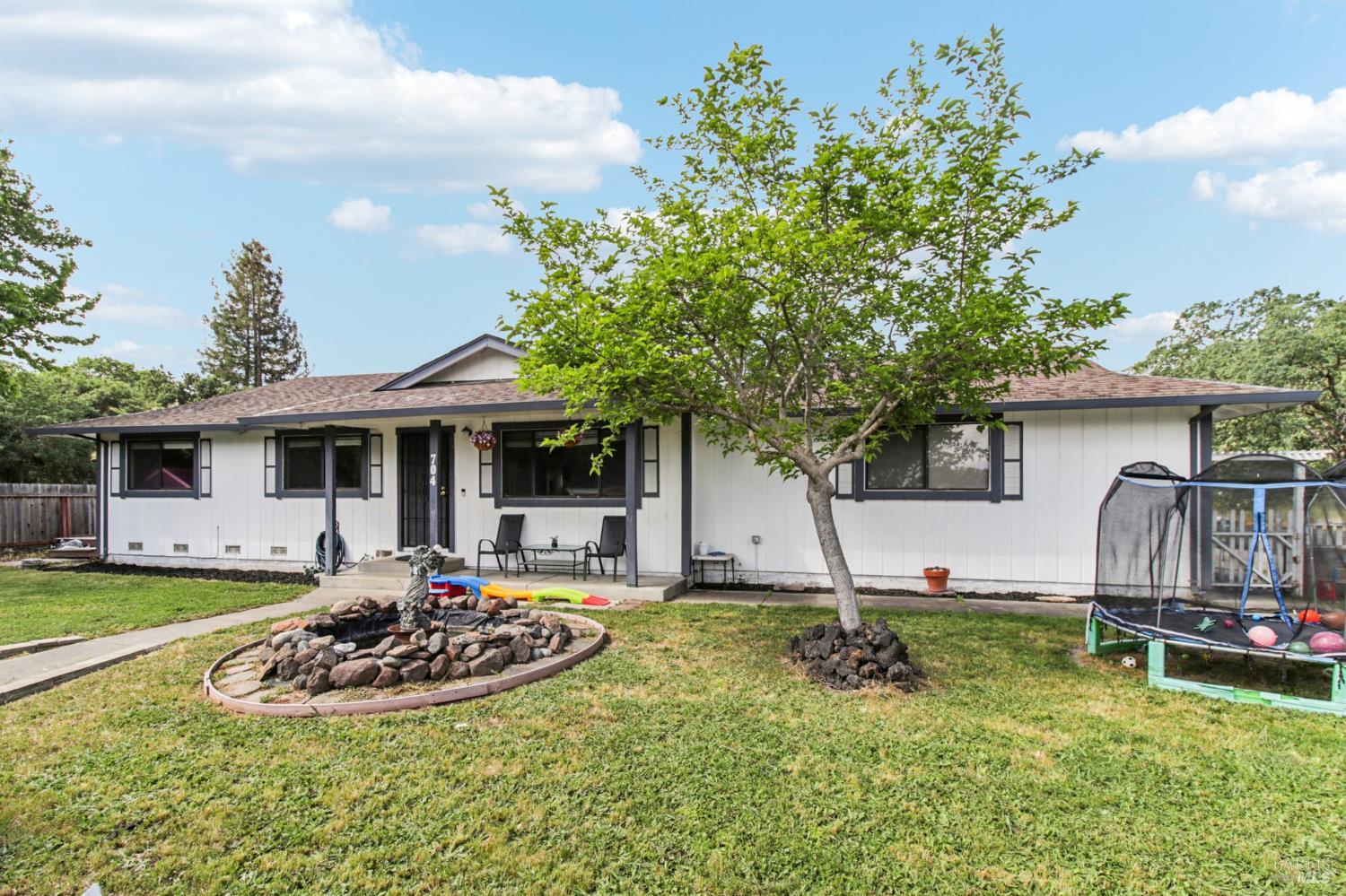 704 Daybrook Drive Windsor CA 95492