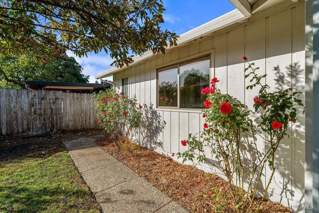 1656 Javore Drive Santa Rosa CA 95407