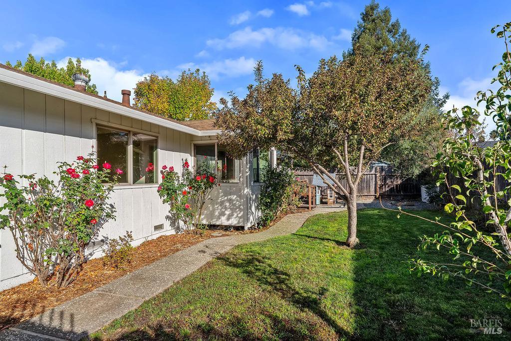 1656 Javore Drive Santa Rosa CA 95407