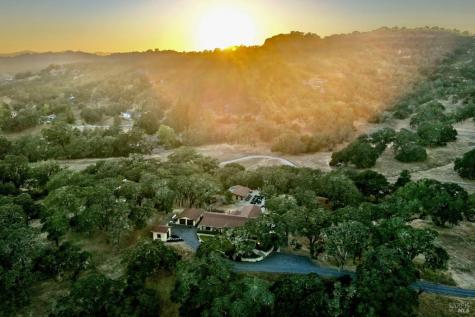 11000 Loch Haven Drive Santa Rosa CA 95404