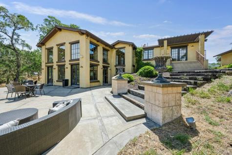 11000 Loch Haven Drive Santa Rosa CA 95404
