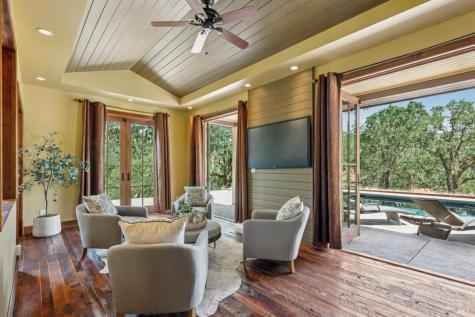 11000 Loch Haven Drive Santa Rosa CA 95404
