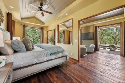 11000 Loch Haven Drive Santa Rosa CA 95404