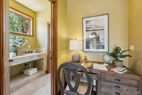 11000 Loch Haven Drive Santa Rosa CA 95404