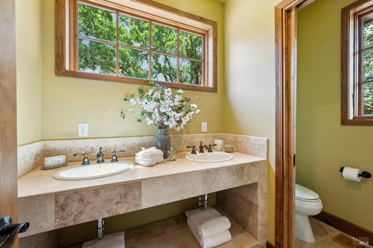 11000 Loch Haven Drive Santa Rosa CA 95404