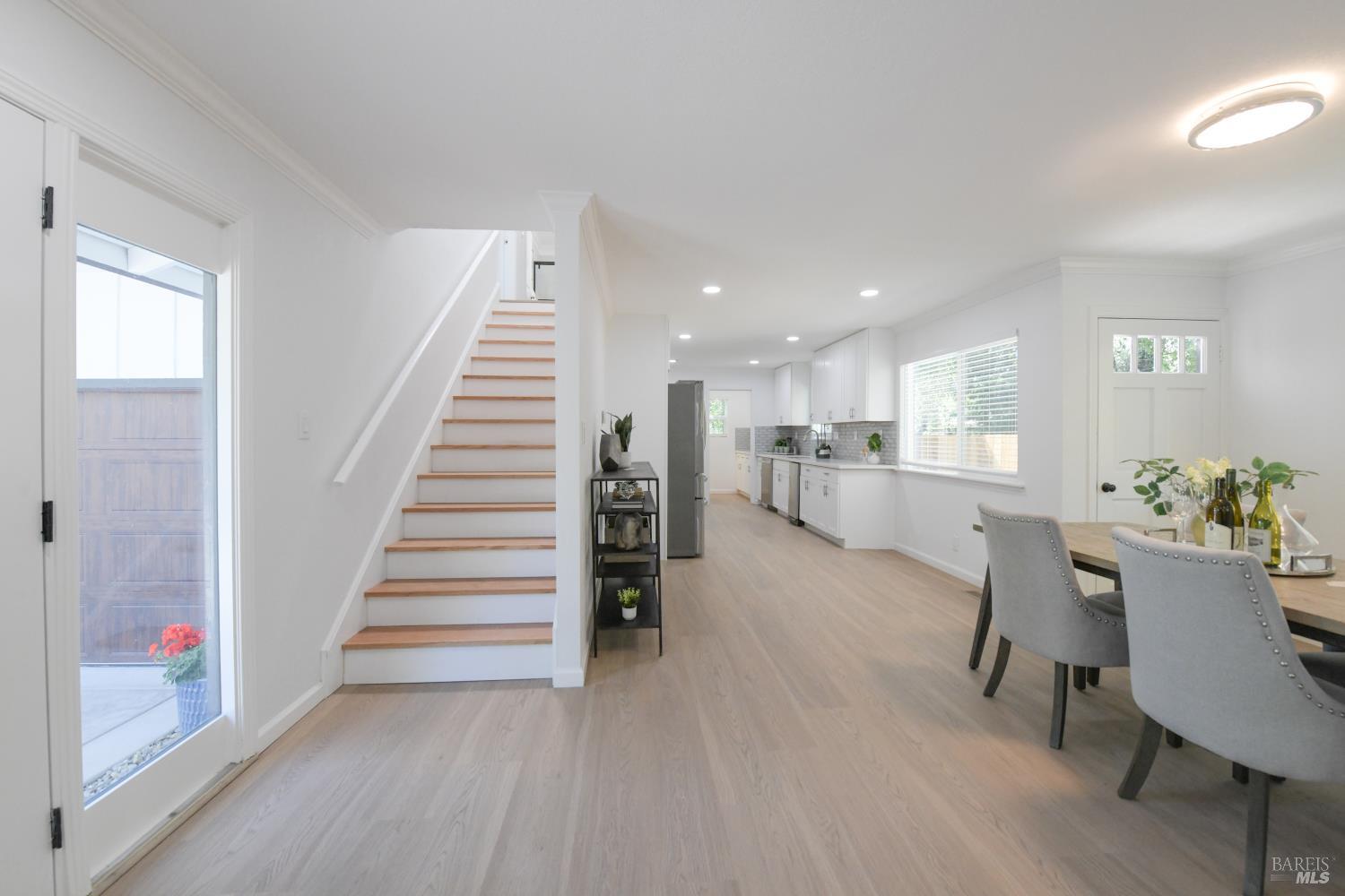 2083 Lernhart Street Napa CA 94559