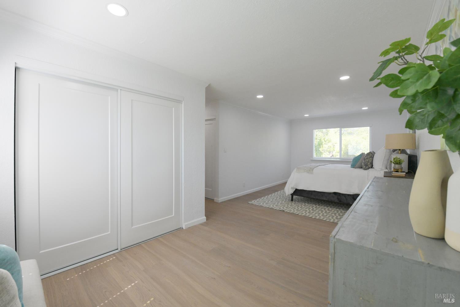 2083 Lernhart Street Napa CA 94559