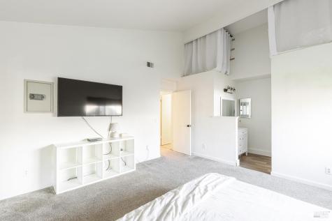 690 Claudius Way Windsor CA 95492