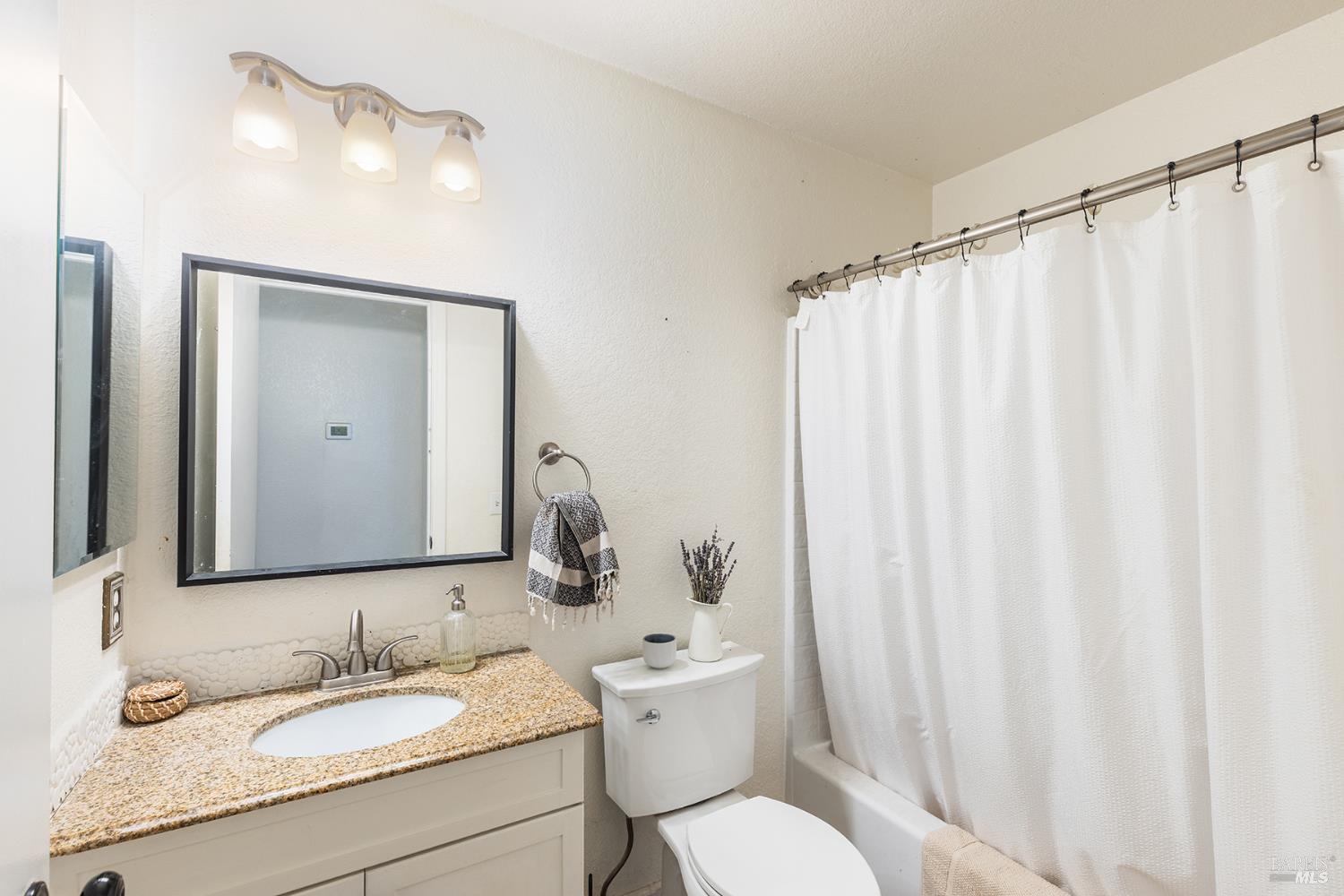 690 Claudius Way Windsor CA 95492