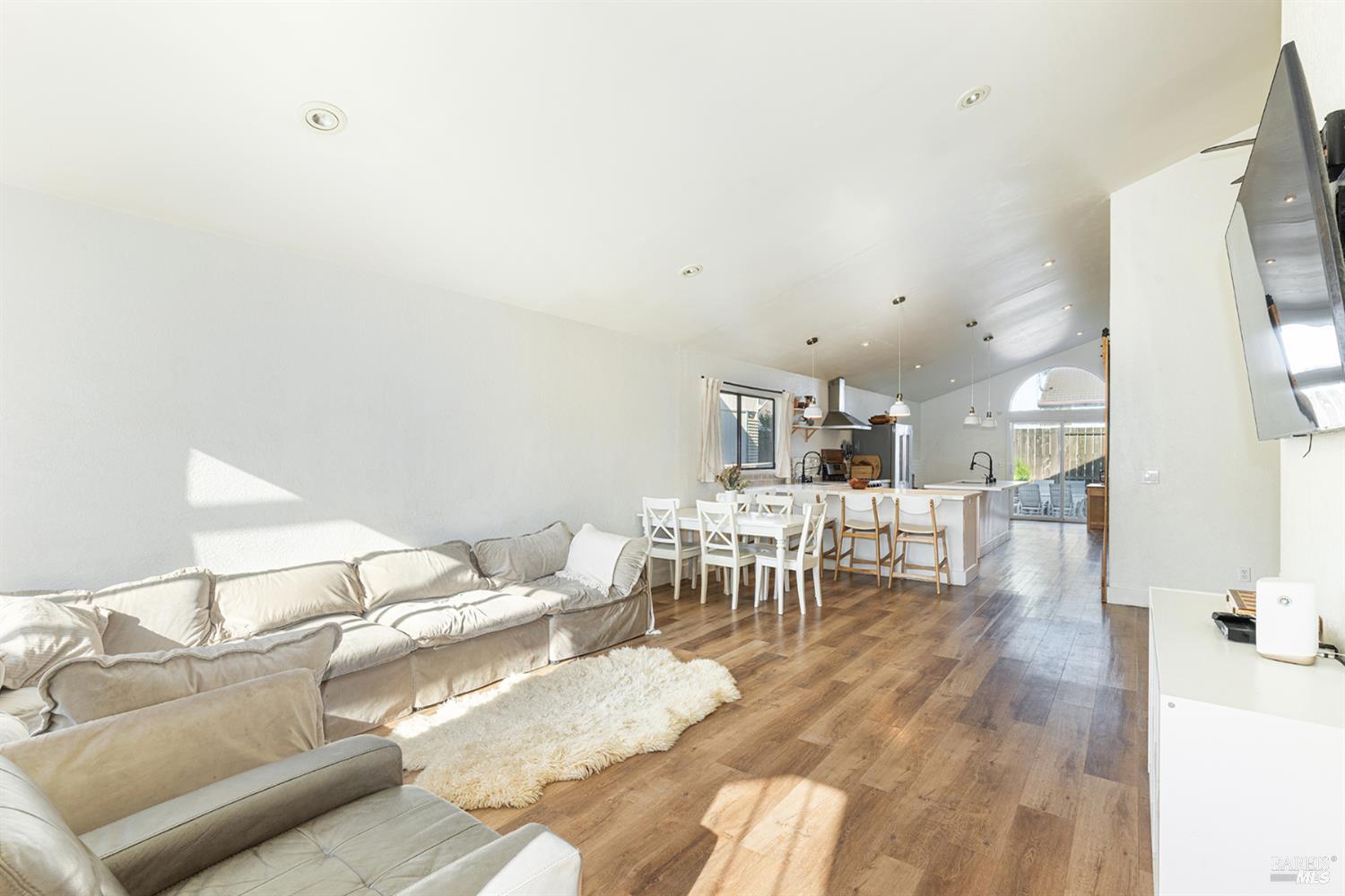 690 Claudius Way Windsor CA 95492