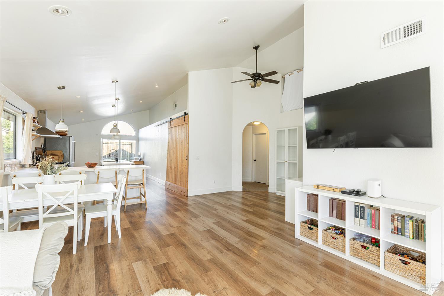 690 Claudius Way Windsor CA 95492