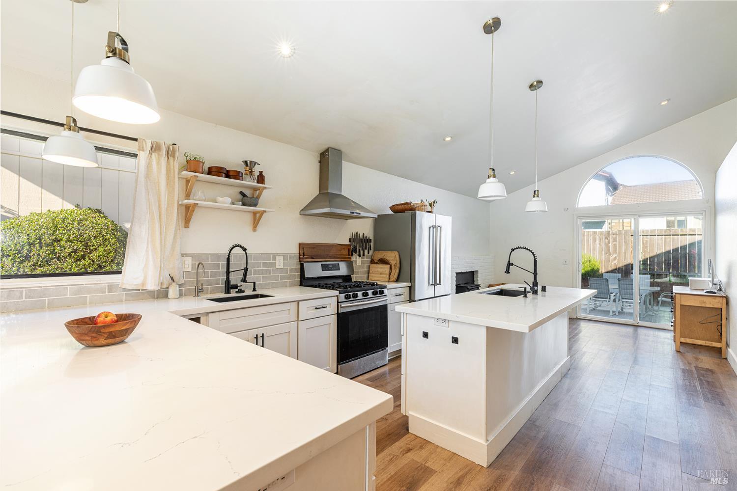 690 Claudius Way Windsor CA 95492