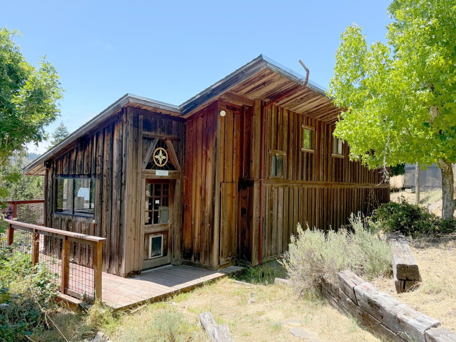 8900 Surprise Valley Road Comptche CA 95427