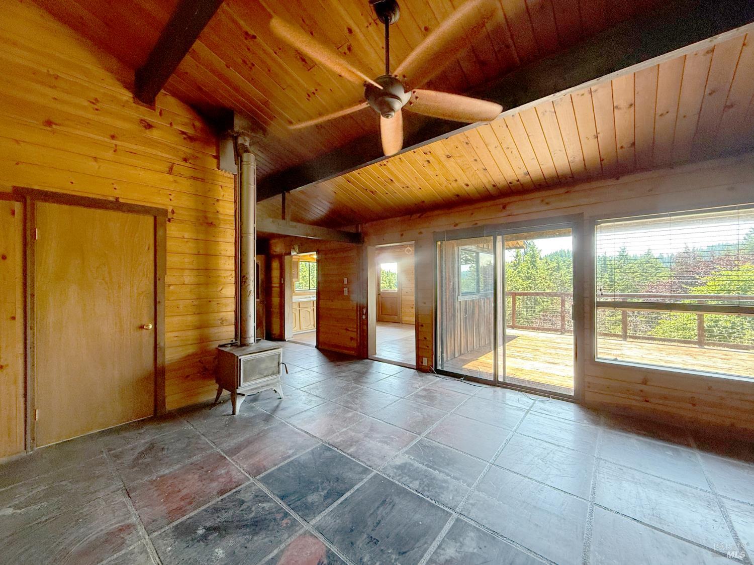 8900 Surprise Valley Road Comptche CA 95427
