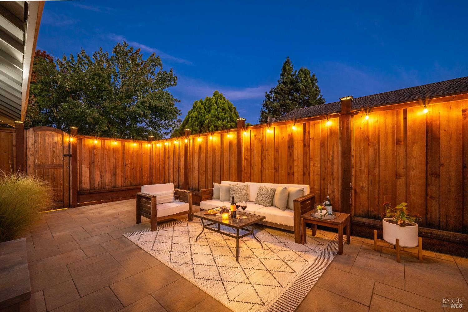 1800 Walnut Creek Drive Santa Rosa CA 95403