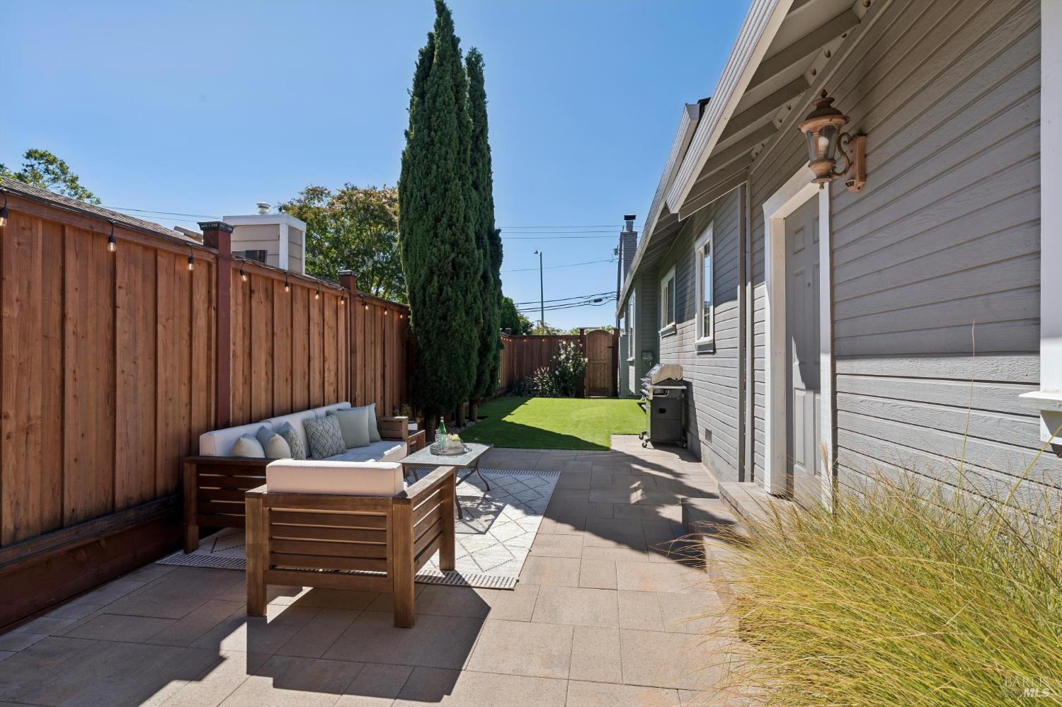 1800 Walnut Creek Drive Santa Rosa CA 95403