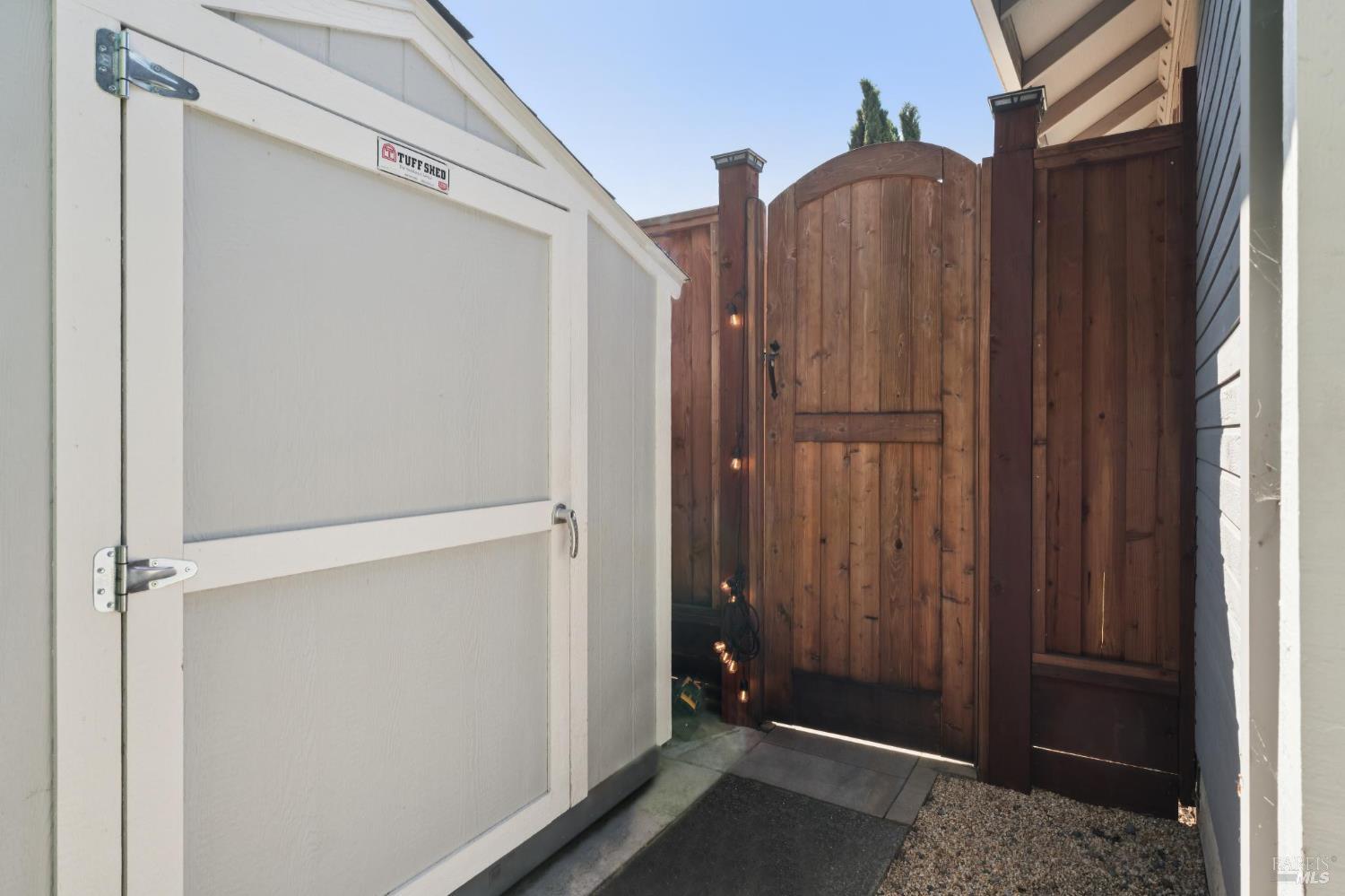 1800 Walnut Creek Drive Santa Rosa CA 95403
