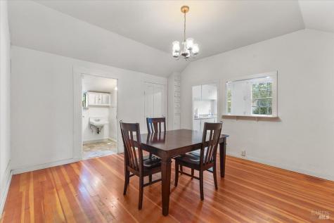 199 W Matheson Street Healdsburg CA 95448