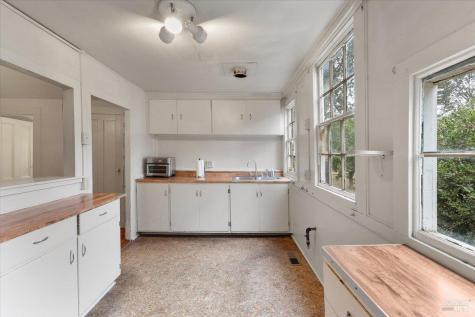 199 W Matheson Street Healdsburg CA 95448